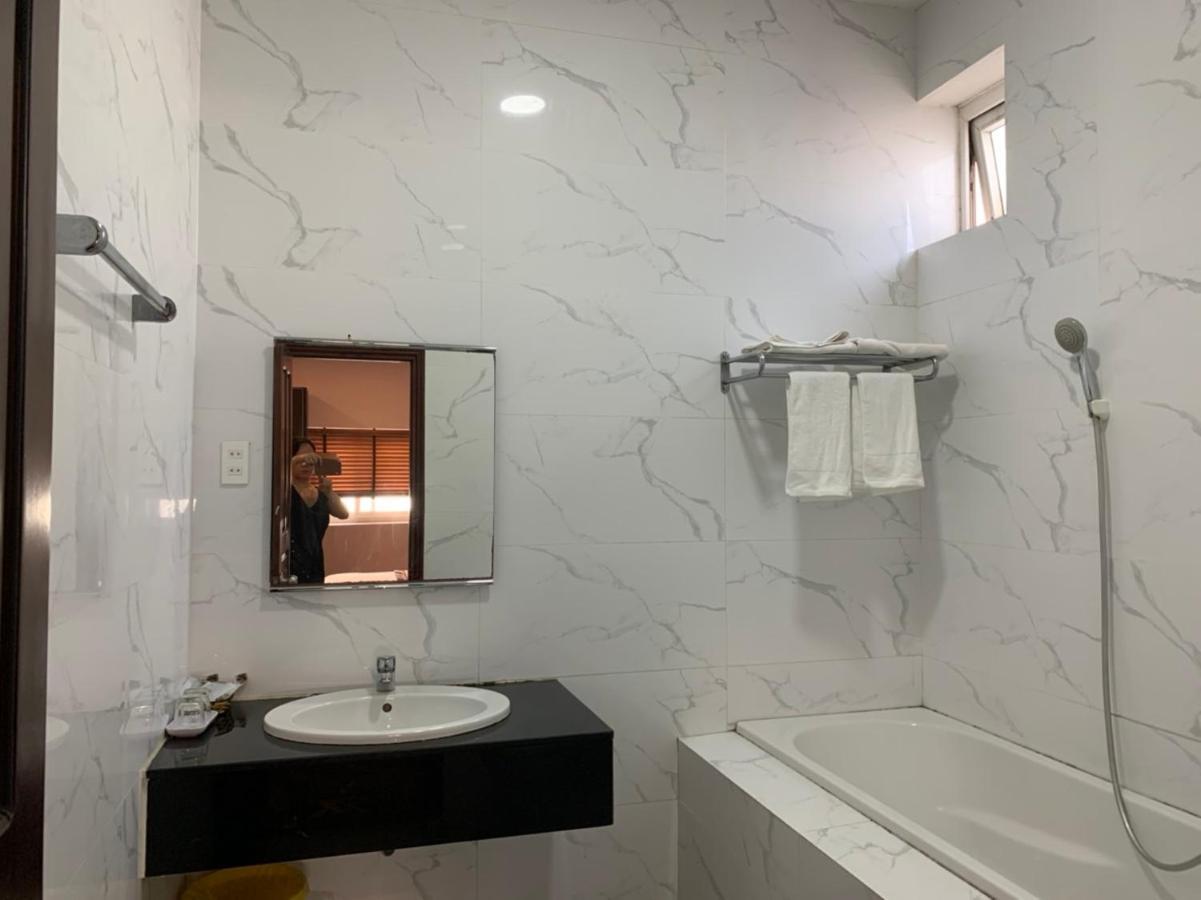 Ha Long Hotel Thu Duc Hcmc Hô Chi Minh-Ville Extérieur photo
